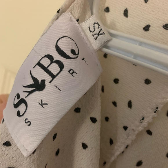 Polka dot blouse/ crop top - Picture 2 of 3